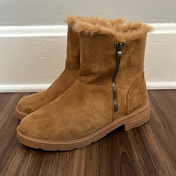 Olivia Miller Rosemary Faux Fur Tan Ankle Boots - Picture 2 of 6